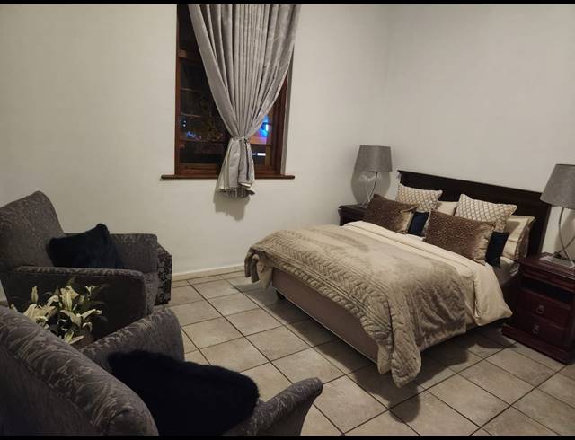 4 bed property to rent in WORCESTER CENTRAL